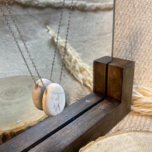 Pierre Blanche Lithothérapie Pierre Percée Howlite Blanche AB